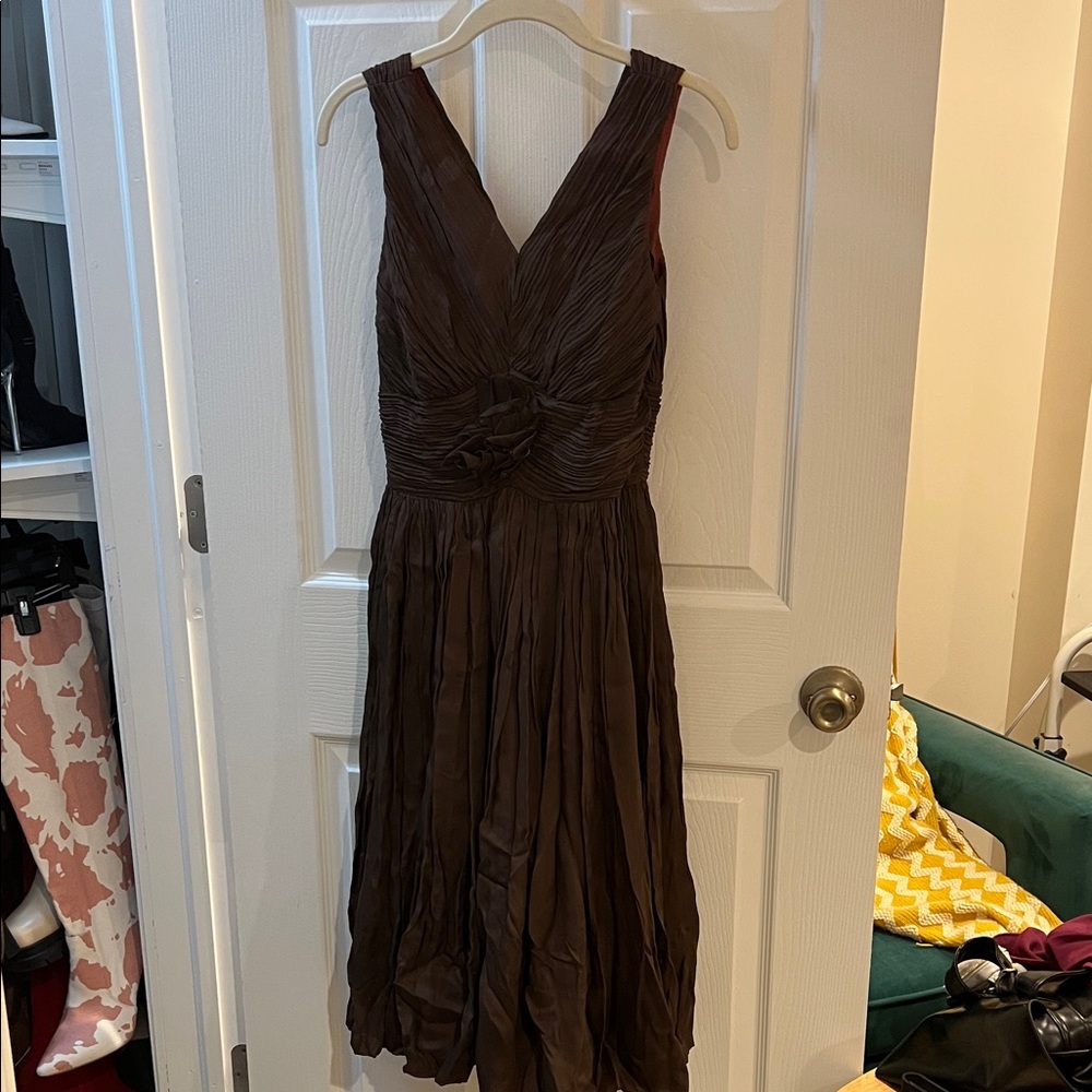 Elegant Brown Sleeveless Dress